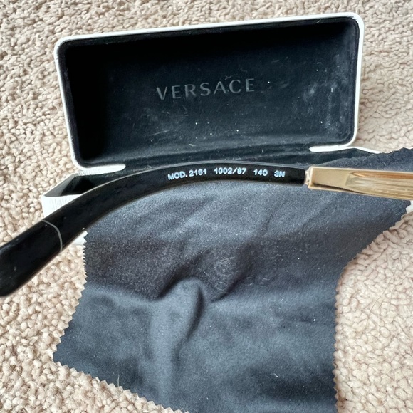 VERSACE MEDUSA VISOR SUNGLASSES - Picture 5 of 7